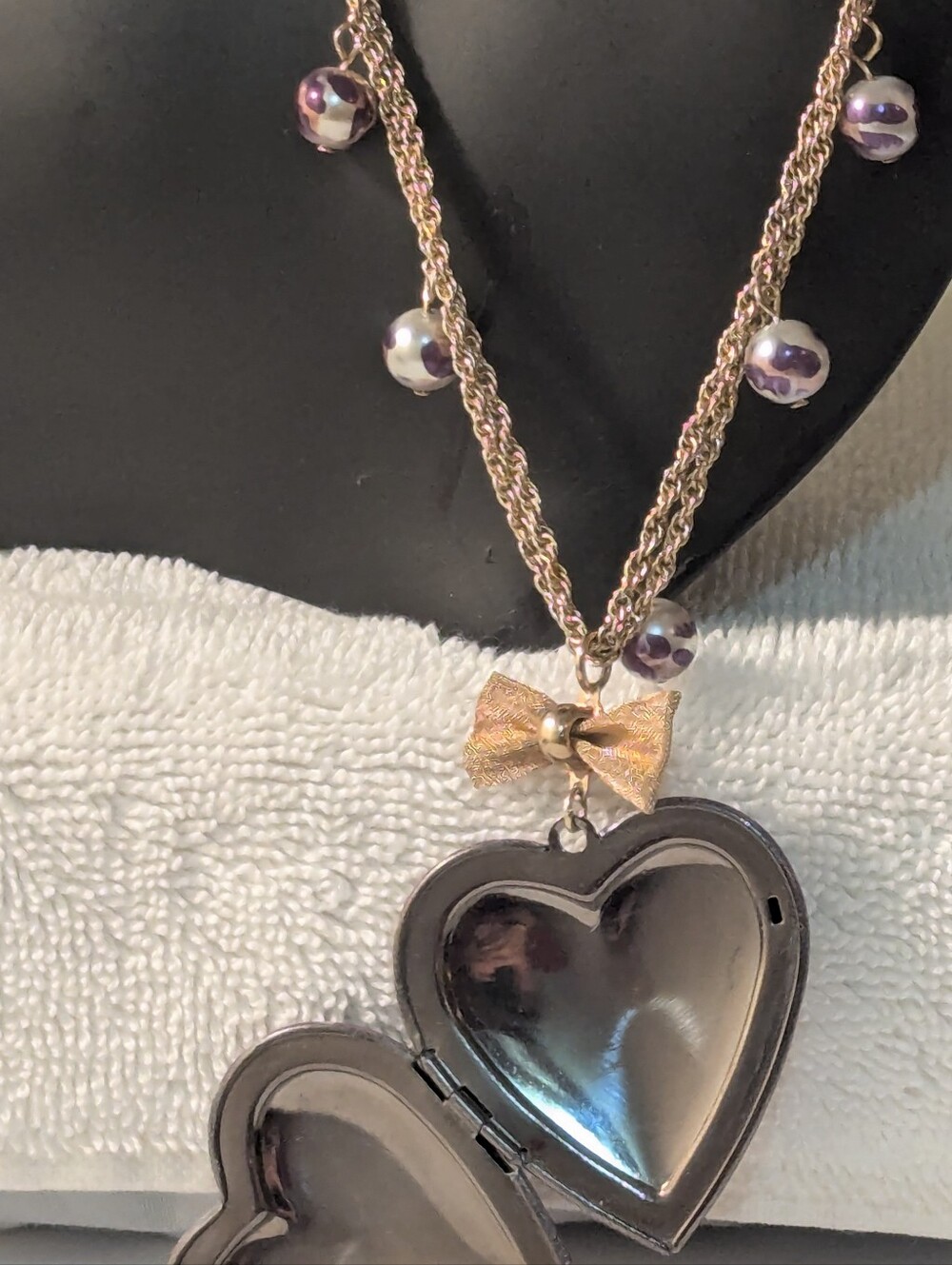 Betsey Johnson NWT Leopard Print Heart Locket Necklace Bow Y2K Whimsy +FREE GIFT - Picture 5 of 6
